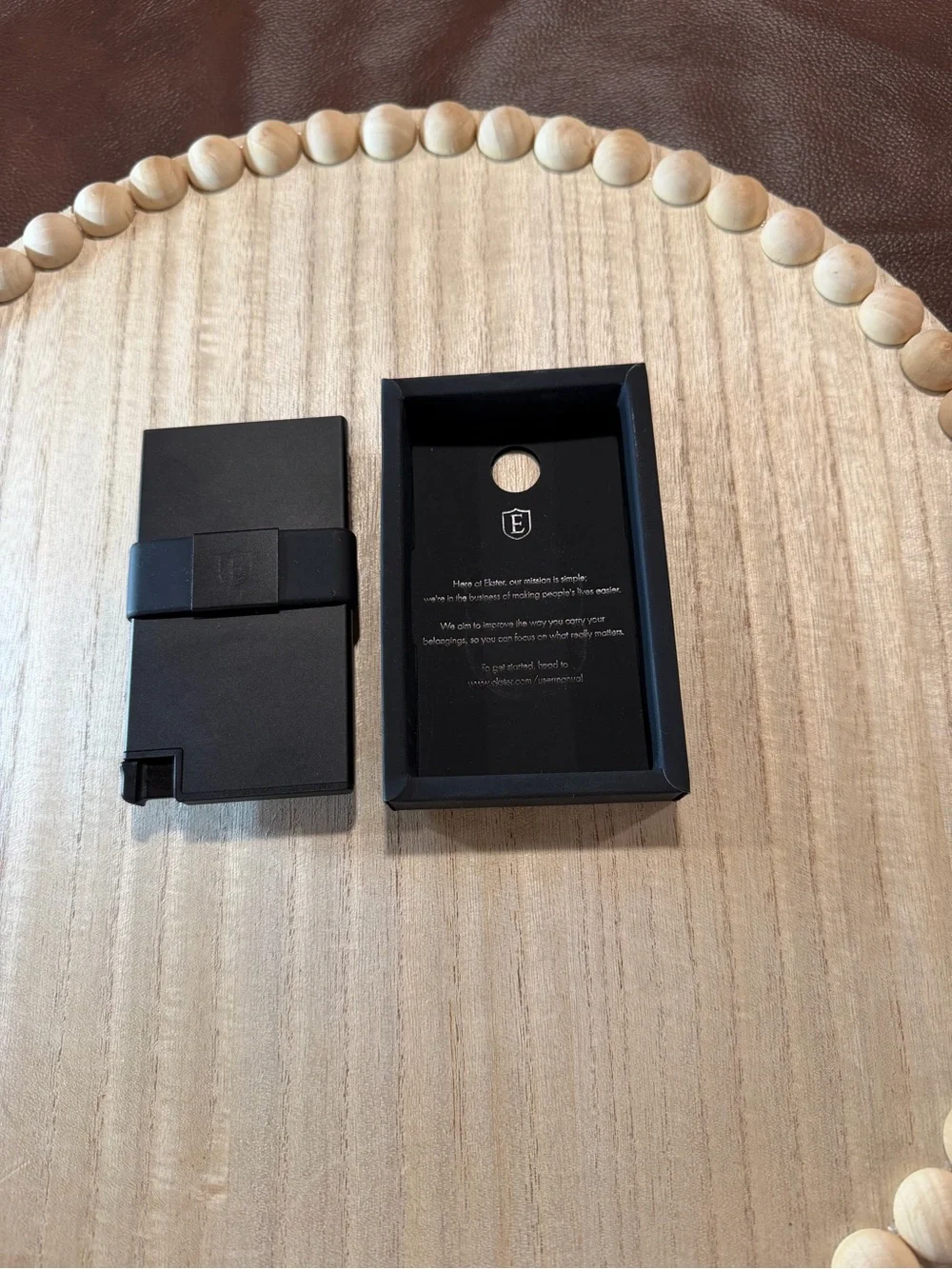 Ekster brand new